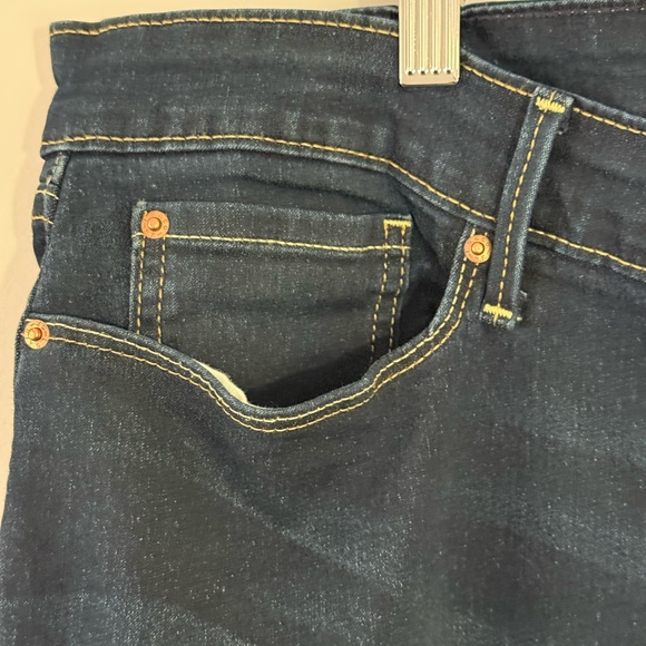 Levi's Women's Dark Blue Jeans (20M) - Picture 4 of 12
